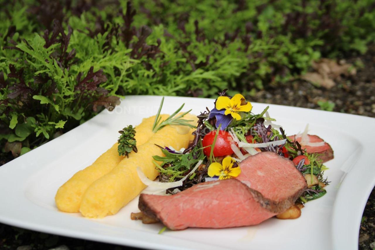 Restaurant - Cafe - Pension Hassler แบร์ก อิม เดราทาล ภายนอก รูปภาพ